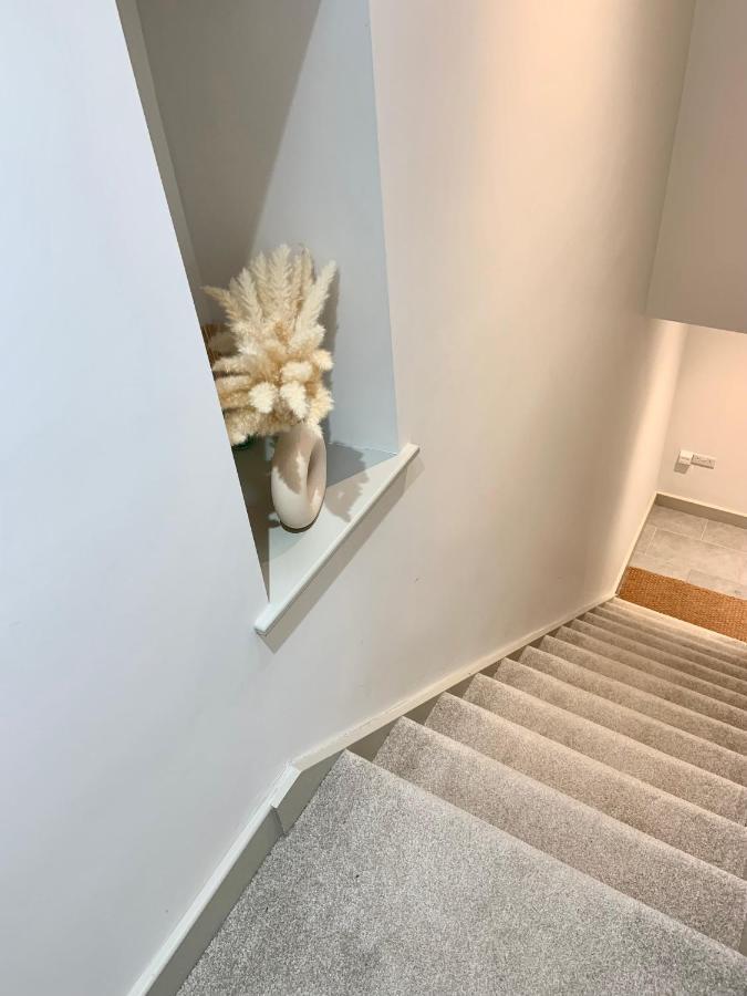 19A Brooks Road Lejlighed Street Eksteriør billede
